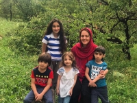 نمیتوانم کودکان نیازمند ایران را رها کنم